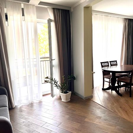Osapart Ideal Apartment In The Complex Great Britain Lviv Ngoại thất bức ảnh